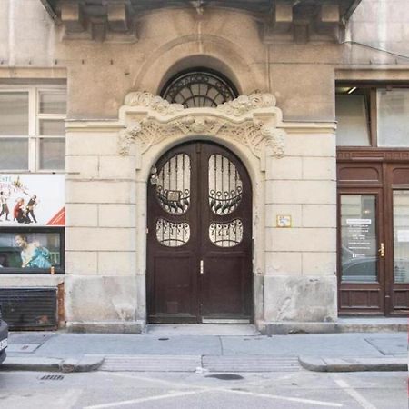 Budapest Revay Apartments Budapeste Exterior foto