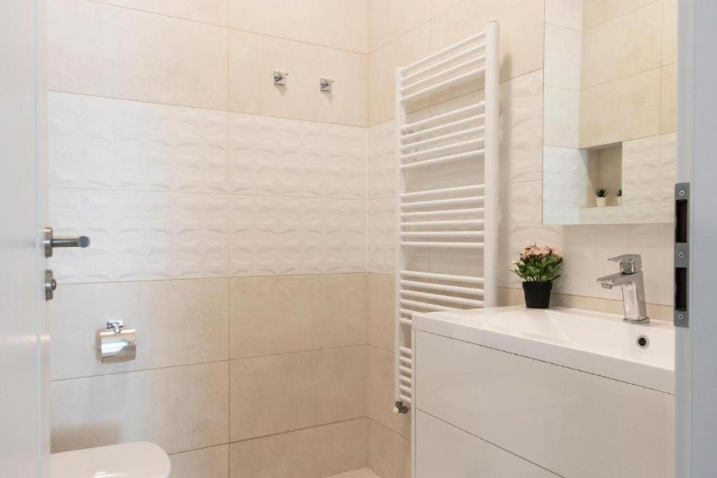 Budapest Revay Apartments Budapeste Exterior foto