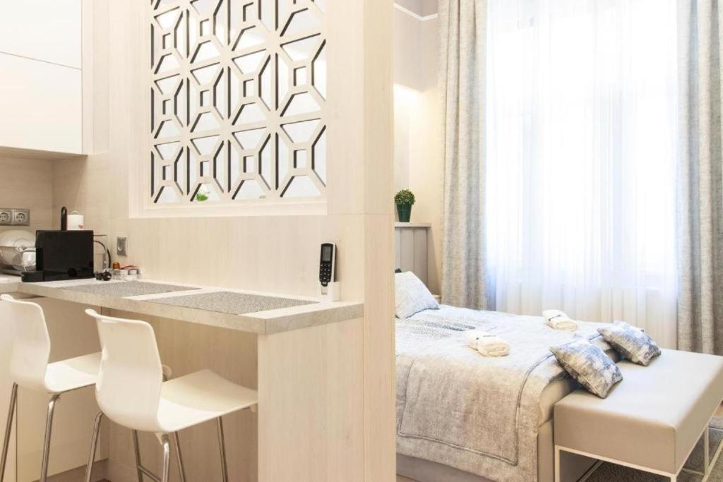 Budapest Revay Apartments Budapeste Exterior foto