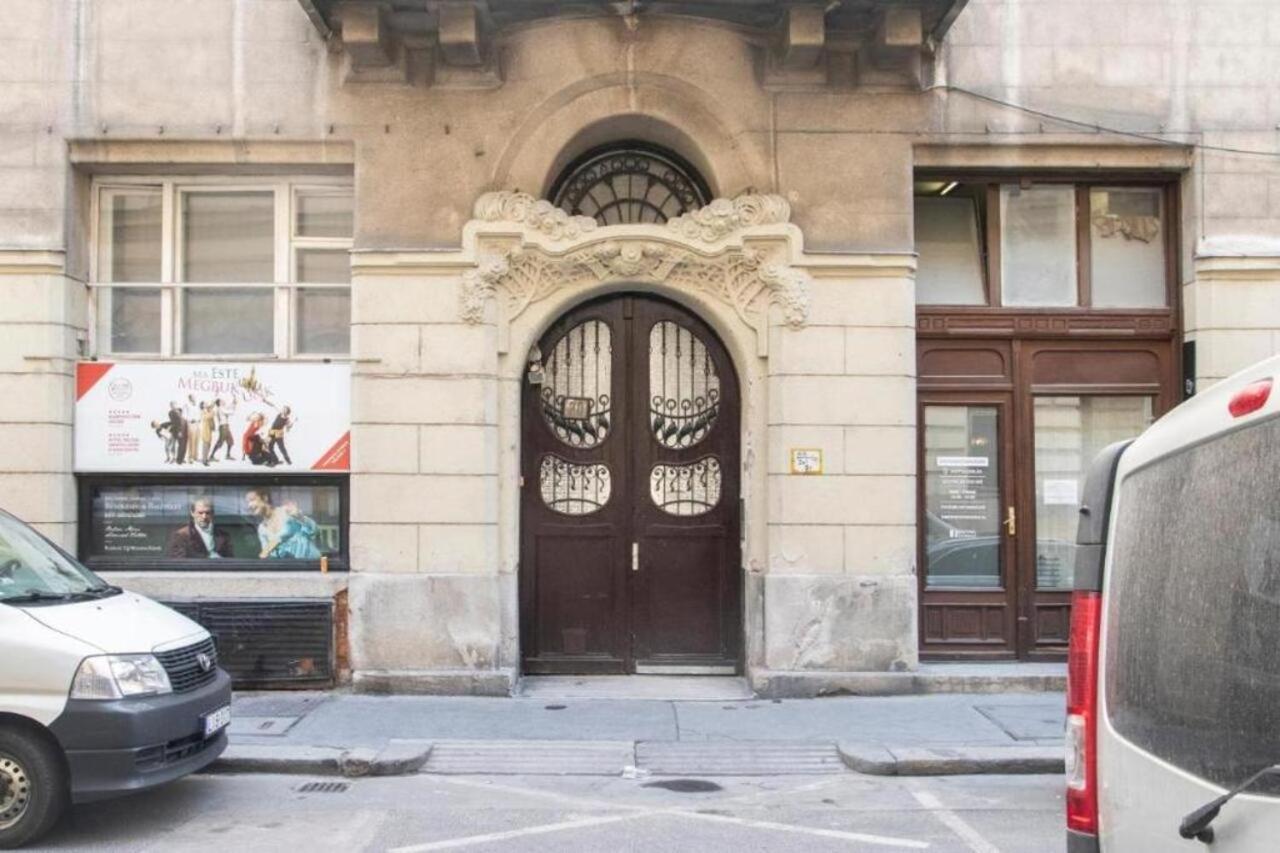 Budapest Revay Apartments Budapeste Exterior foto