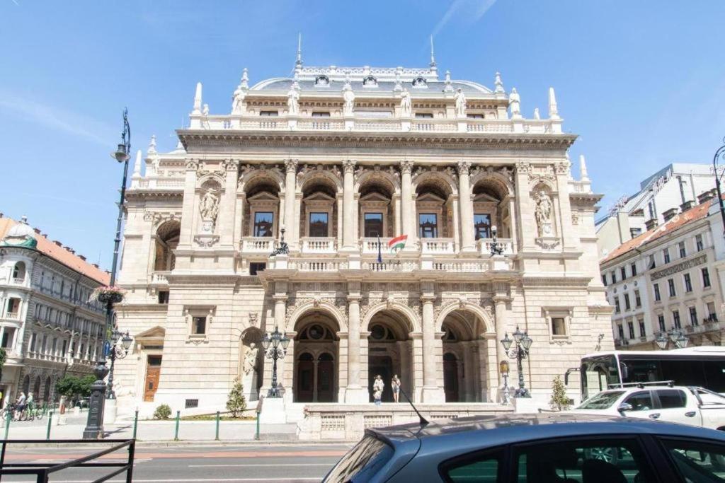 Budapest Revay Apartments Budapeste Exterior foto